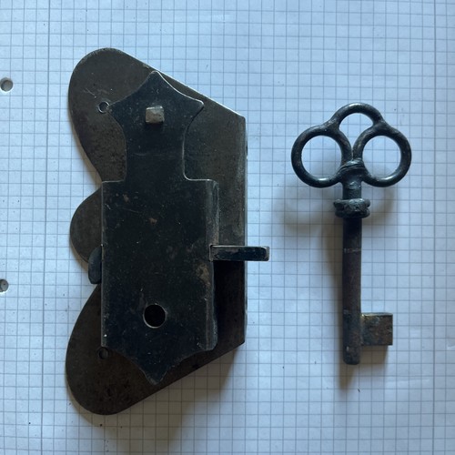 Antikes schrankschloss - ,