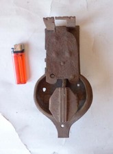 großes Truhen Schloss